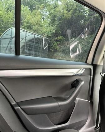 Skoda Octavia cena 45900 przebieg: 217490, rok produkcji 2019 z Nysa małe 254